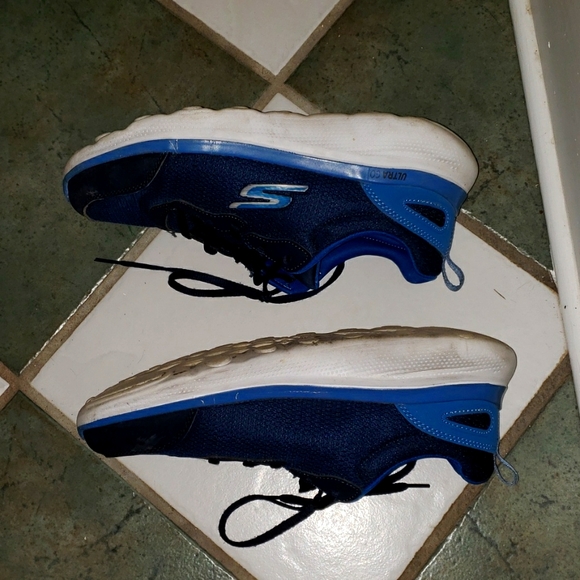 Skechers Go Run Running Walking - Picture 3 of 8